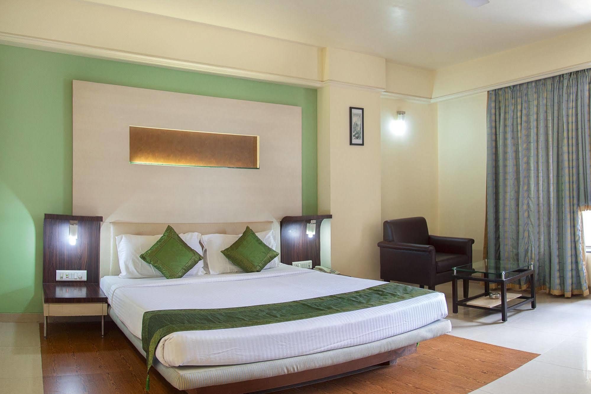 Treebo Archana Residency Thane Exterior photo